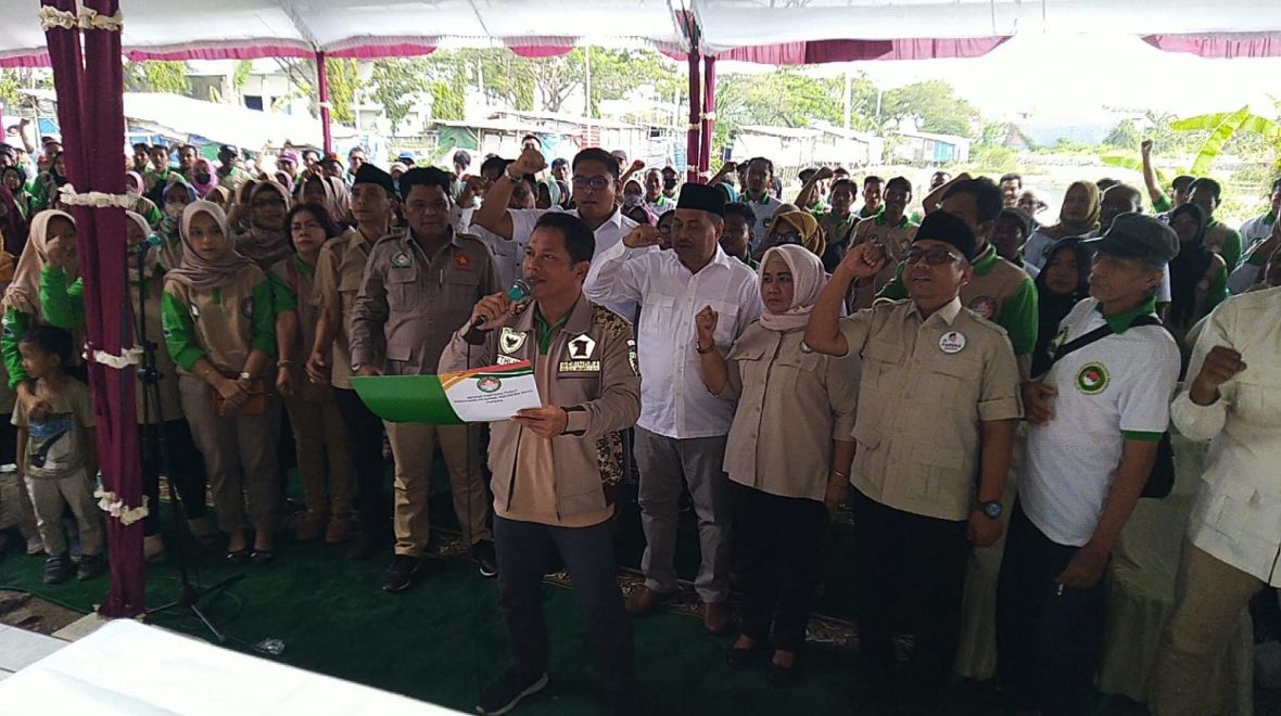 Deklarasi Papera Serukan Bendera Prabowo Berkibar di Pasar Tradisional Demak