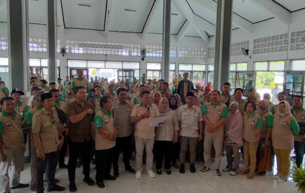 Usai Dilantik, Ratusan Pedagang di Kendal Deklarasikan Dukungan untuk Prabowo