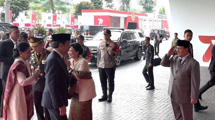 Jokowi hingga Prabowo Kompak di GBK, Hadiri Upacara Hari Bhayangkara Ke-77