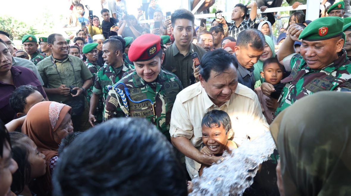 Prabowo Resmikan 11 Titik Sumber Air Bersih di Gunungkidul dan Bantul
