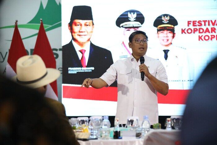 Wamentan Sudaryono Dengarkan Aspirasi Petani Jember: Dorong Ekspor Kopi dan Akses Pupuk Bersubsidi