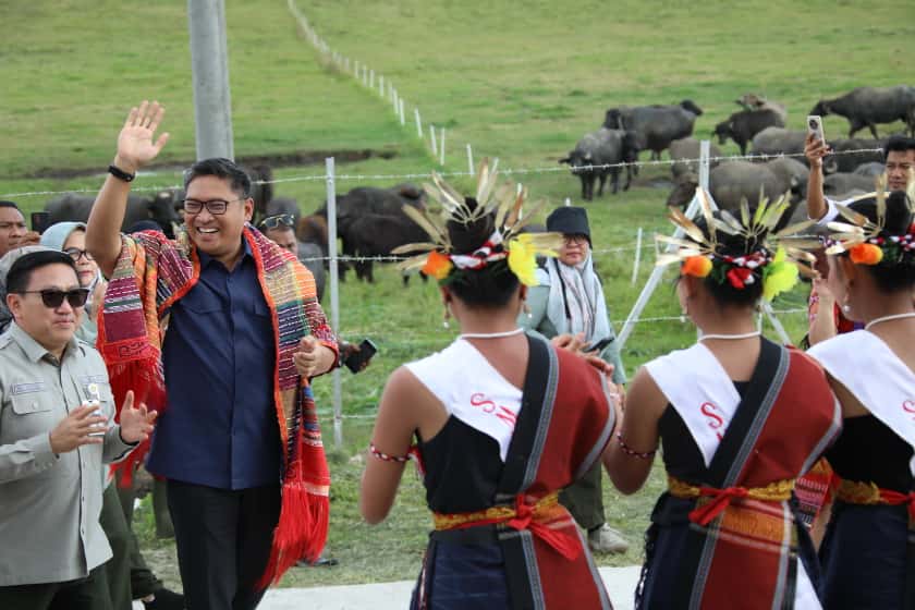 Dari Siborongborong, Wamentan Sudaryono Jadikan Balai Ternak Sebagai Solusi Ekonomi Warga!