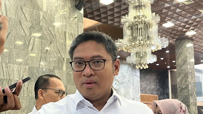 Stok Tetes Tebu Menumpuk, Wamentan Minta Impor Etanol Diperketat