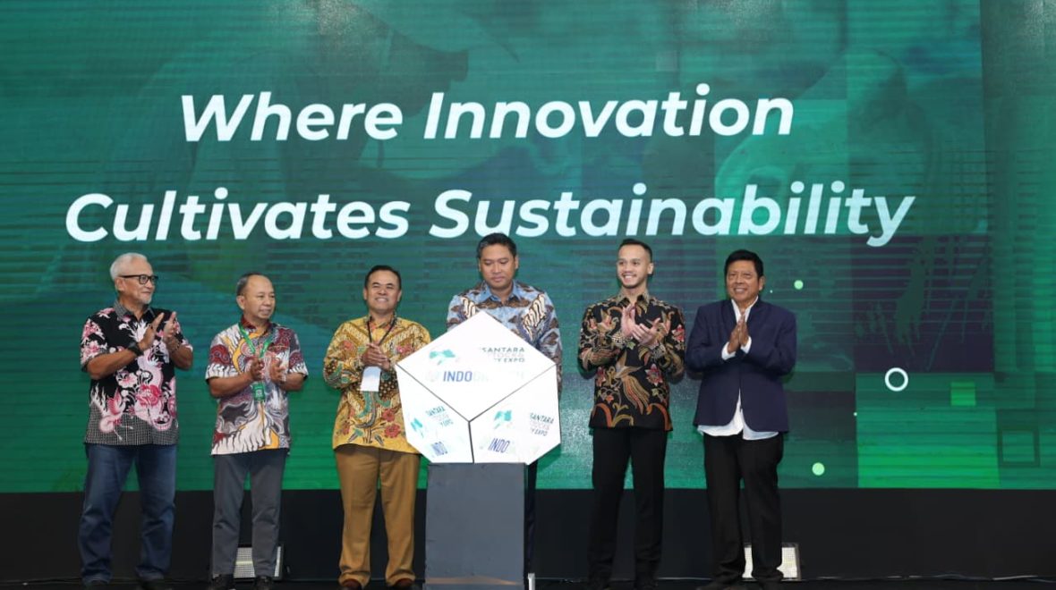 Wamentan Sudaryono Genjot Modernisasi dan Mekanisasi Menuju Pertanian 5.0