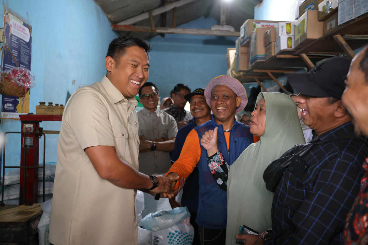 WAMENTAM SUDARYONO SIDAK KIOS PUPUK