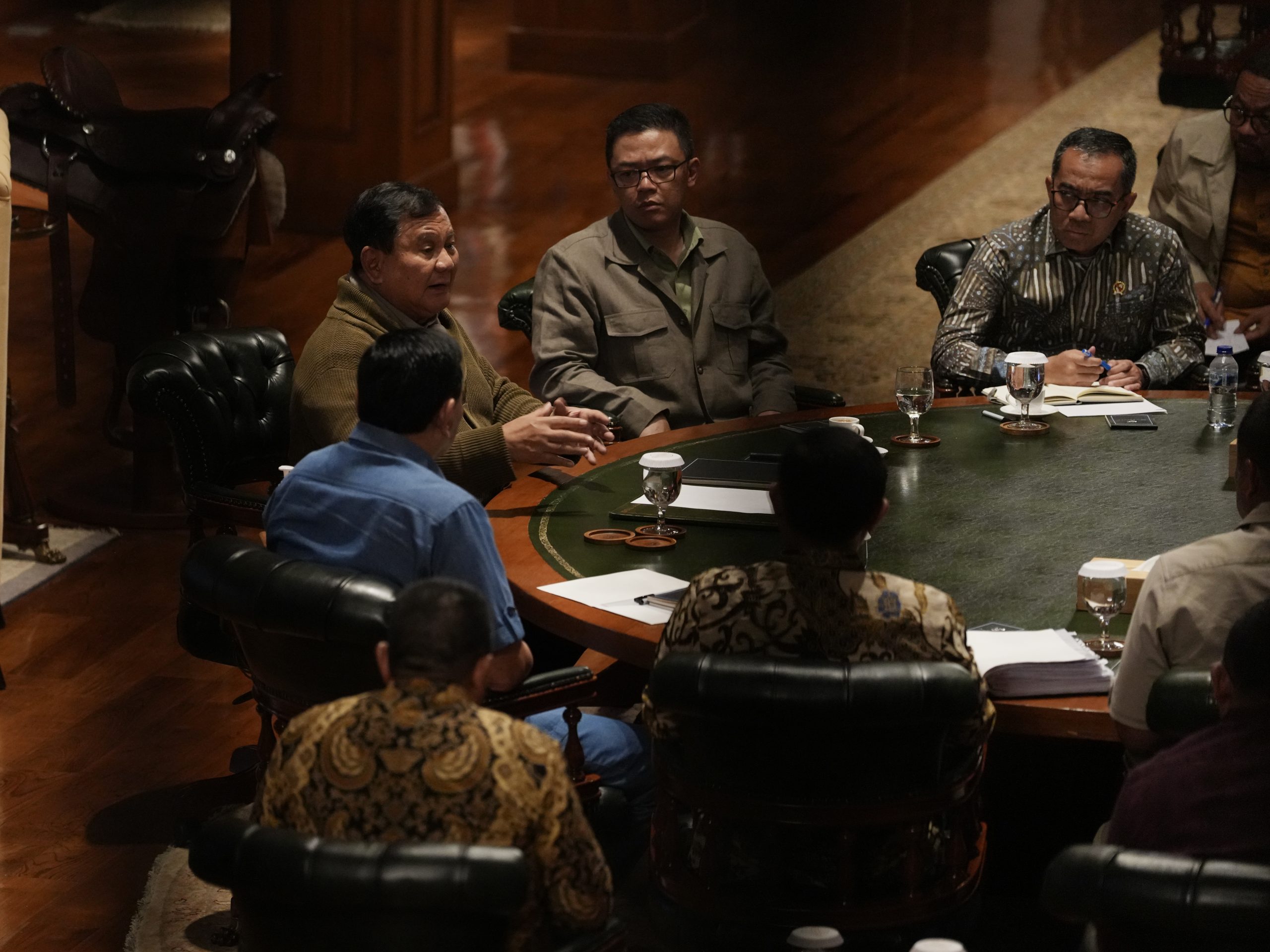 Ratas Di Hambalang Sore-Malam, Prabowo Bahas Pendidikan, Hilirisasi, hingga Stabilitas Keamanan