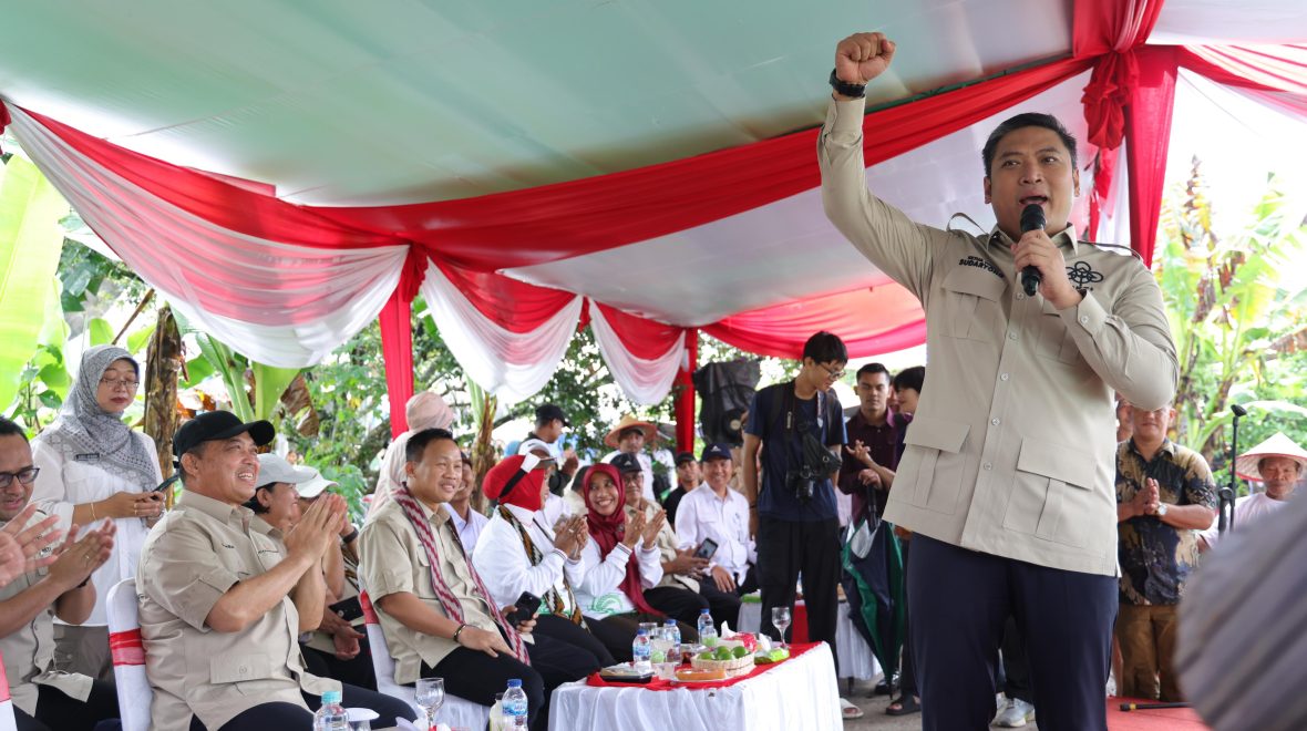 Kunjungi Kalbar, Wamentan Sudaryono Minta Pabrik Sawit Tak Mainkan Harga TBS